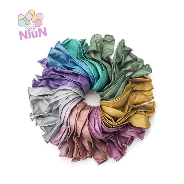 Метален латексов балон